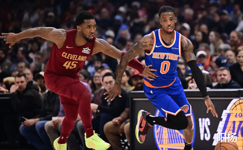 火爆战团篮球选手奋起直追 火爆战团篮球选手奋起直追